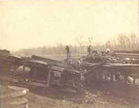 FestusTrainWreckNear.jpg